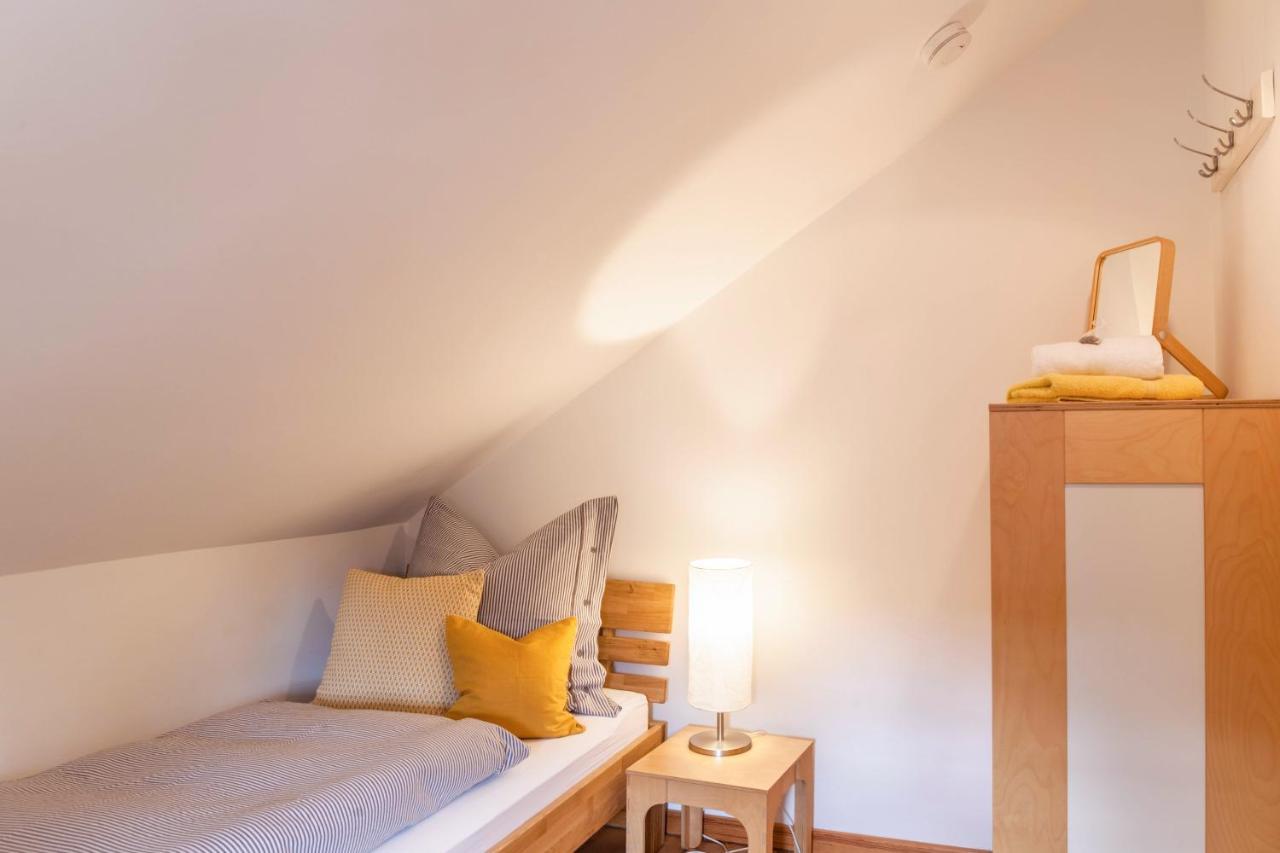 Fewo im Blauen Haus Dg Garmisch-Partenkirchen Exterior foto